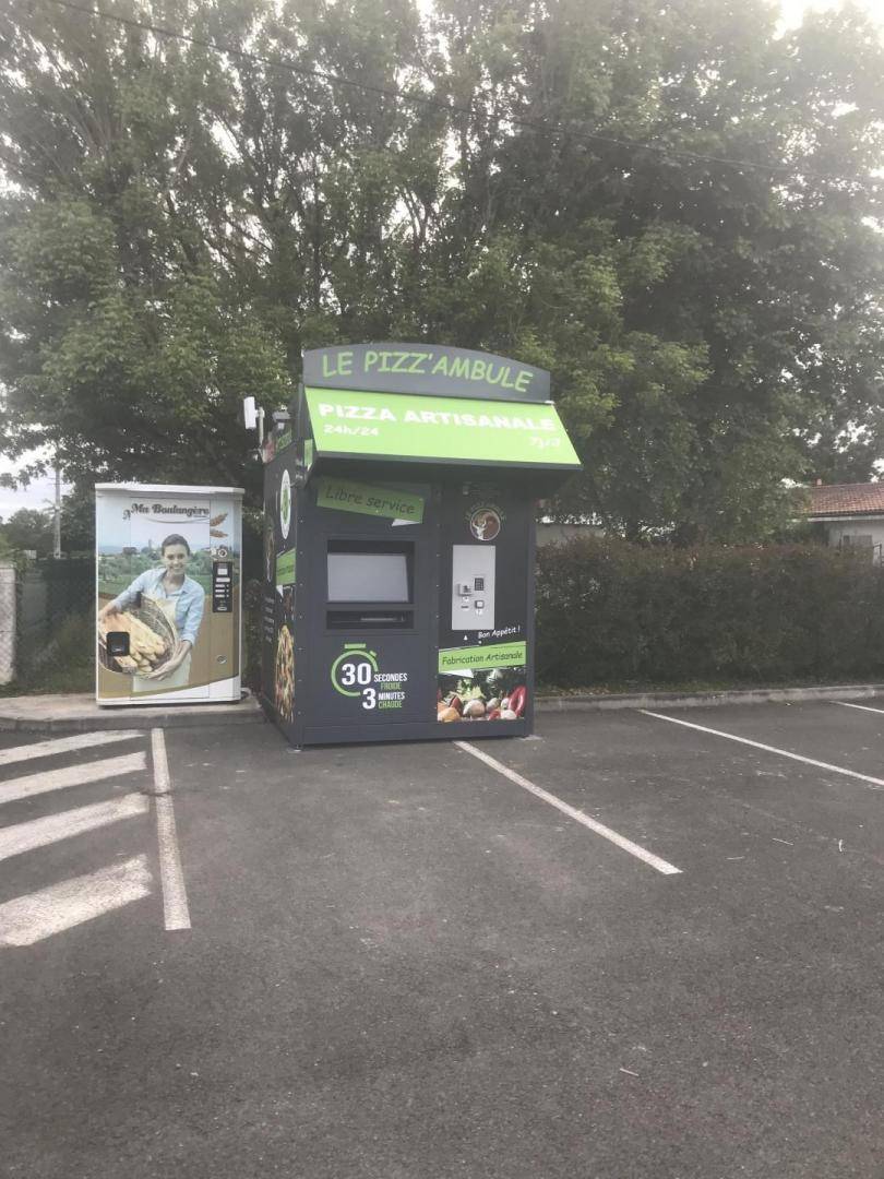 Pizz'ambule distributeur de pizza