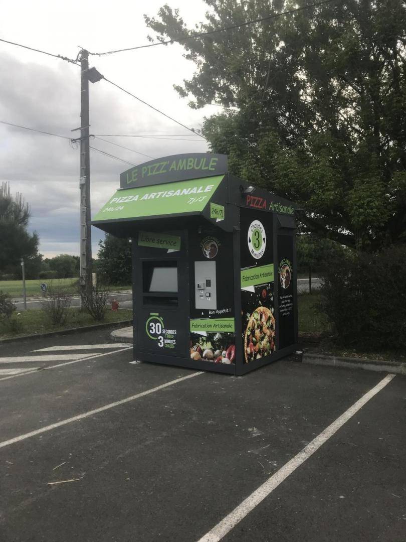 Pizz'ambule distributeur de pizza